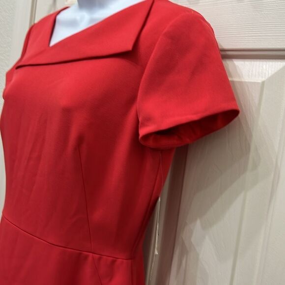 Tahari Red Dress Sz 6p Christmas Red Short Sleeve Midi Zipper Back Lined New - Picture 4 of 12